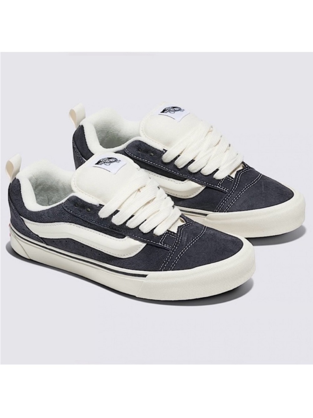 Vans Knu Skool Shoe Pig Suede
Grey Mens 13.0 US